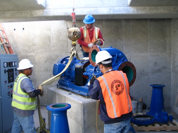 New Canyon Road Hydropower Turbine installation New Canyon Road Hydropower Turbine installation
